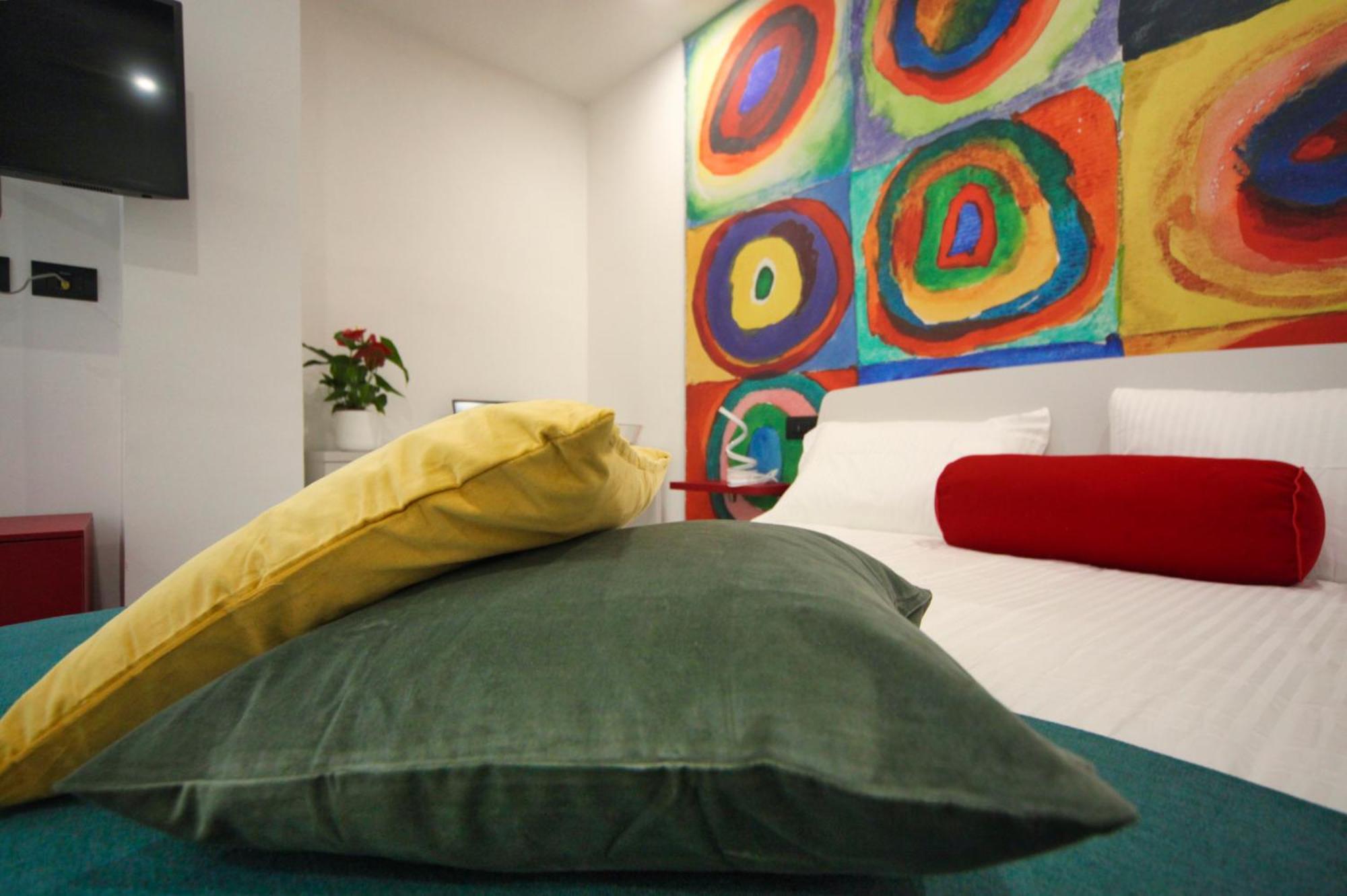 Hotel Be-Coloured Neapol Pokoj fotografie